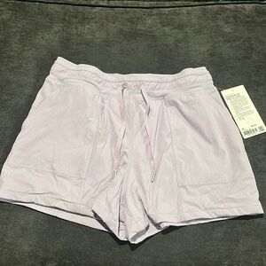 Lululemon Dance Studio HR Short 3.5 Lined Lilac